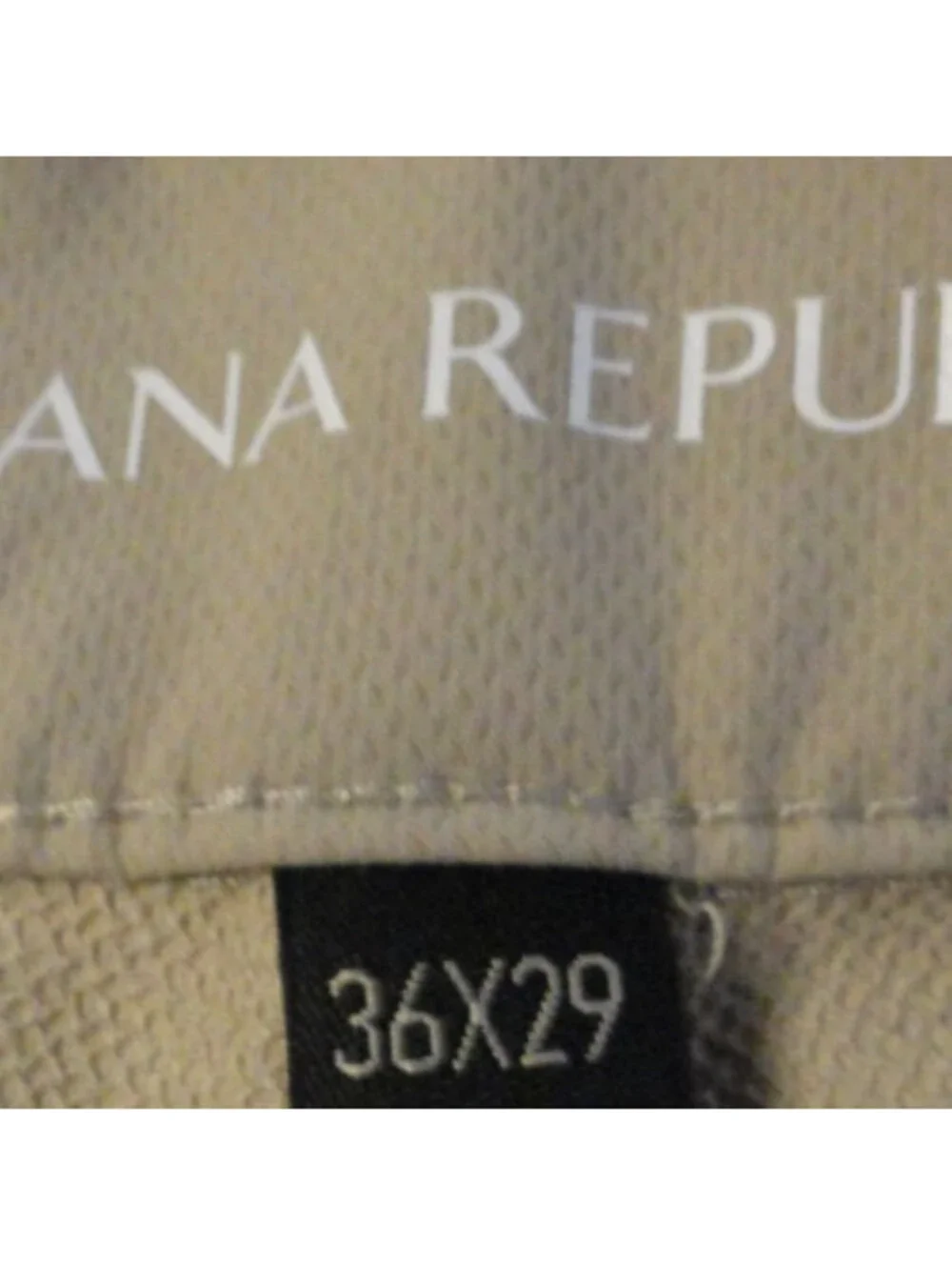 DESIGNER BANANA REPUBLIC KHAKI TAN 100% POLYESTER PANTS MENS 37x28
